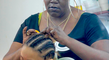 Stylist Spotlight: Laquinta Little